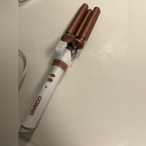 Conair crimping hair tool